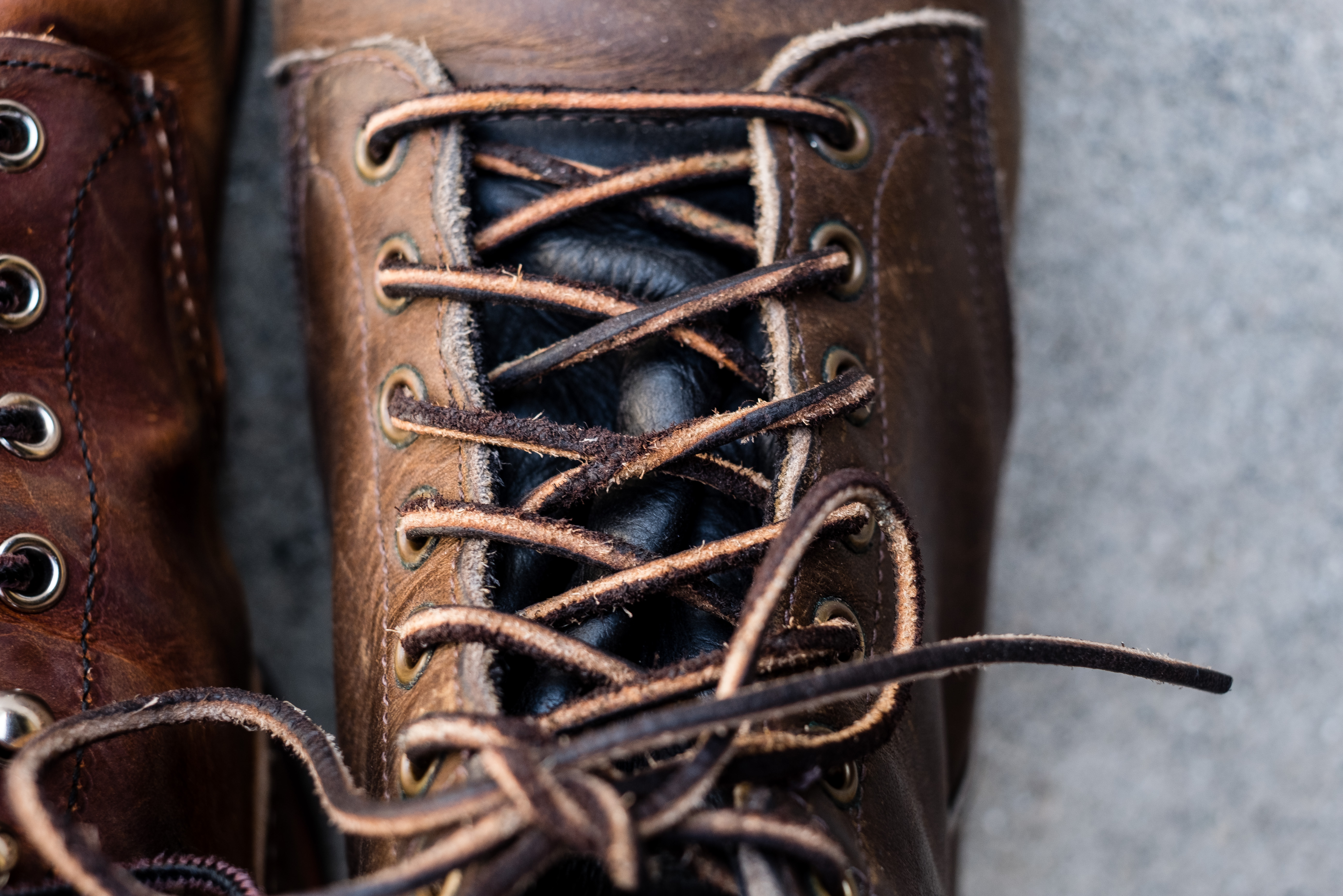 Red Wing 8085 Copper Rough & Tough Iron Ranger Review vs Viberg 2030 ...